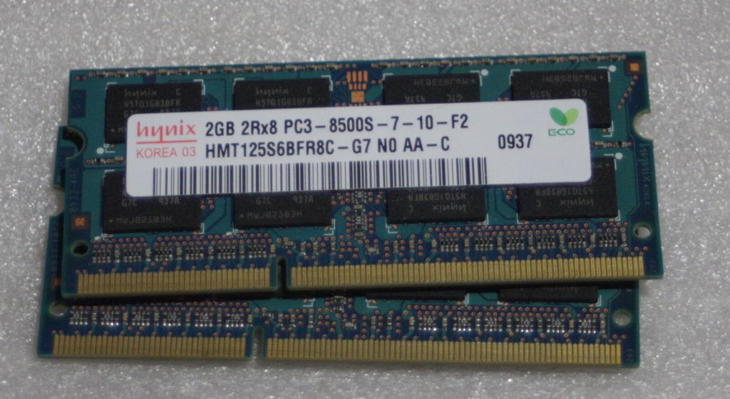 MacBook MacBook Pro iMac Mini 2GB  PC3-8500  DDR3 1066MHz SO-DIMM Memory